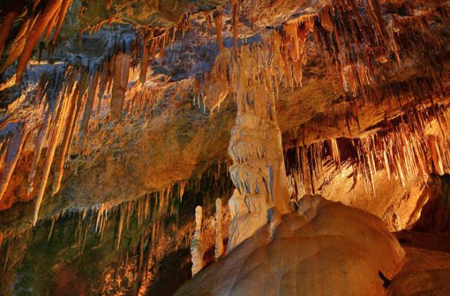 mendukilo_06.jpg_2014092213_23322_11