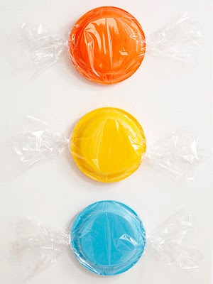 candy-plates-celleophane-holamamablog.jpg