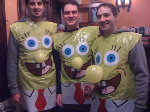 difraces-con-bolsas-de-basura-bob-esponja